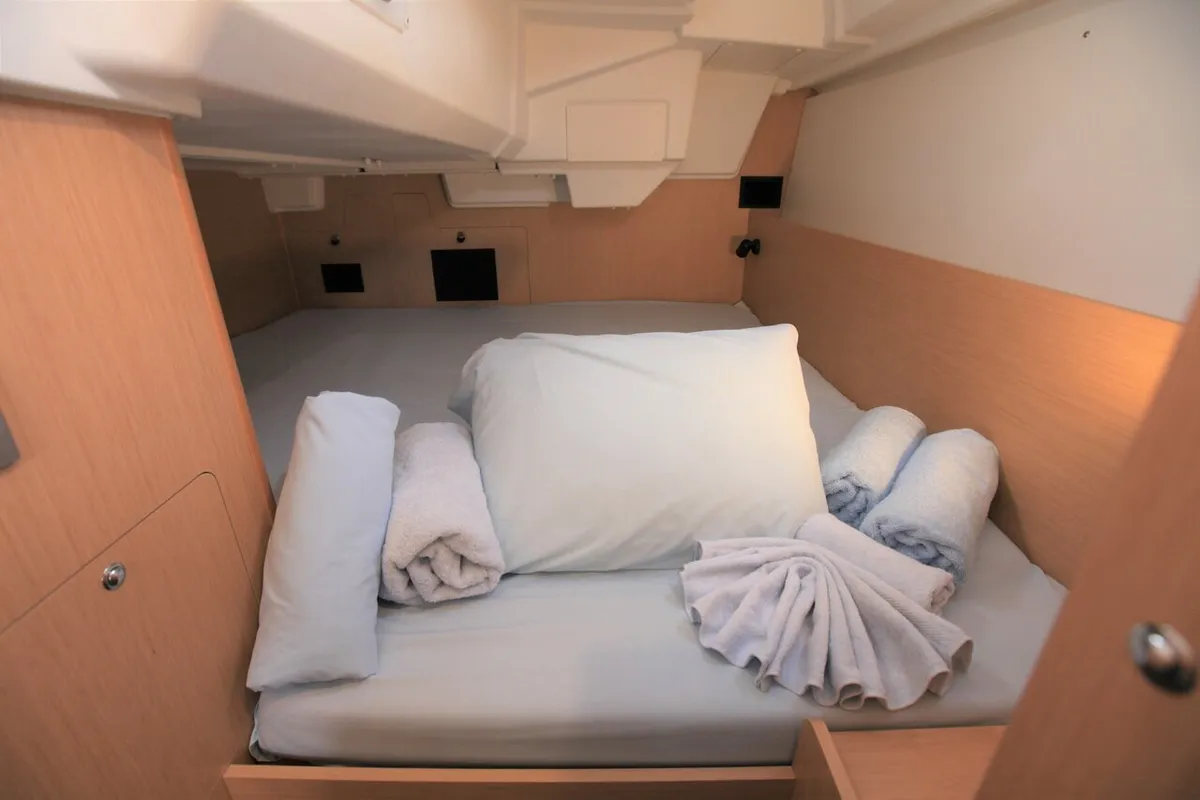 Cabin on Cozmo, a Beneteau Oceanis 35.1 sailboat at Road Town, British Virgin Islands