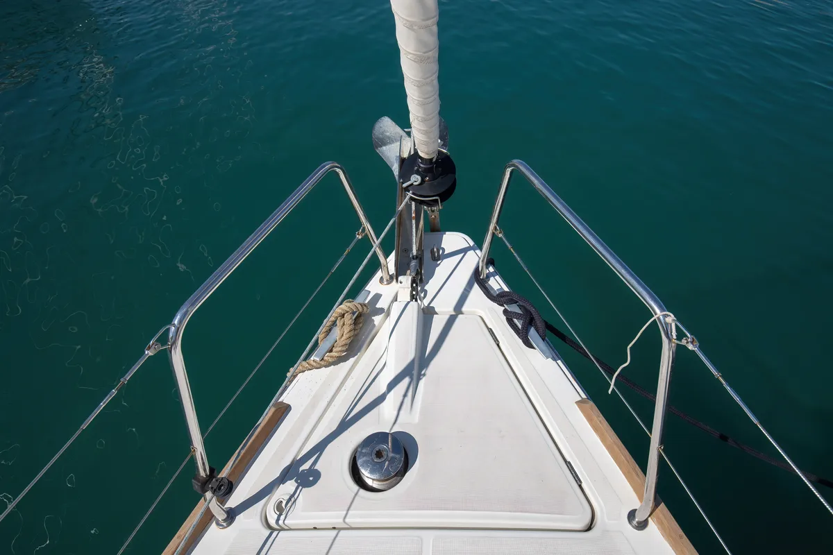 Deck of Levante, a Beneteau Oceanis 35.1 sailboat at Tonnarella, Italy