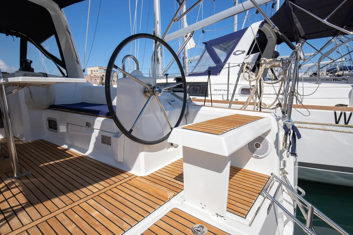 Cockpit of Levante, a Beneteau Oceanis 35.1 sailboat at Tonnarella, Italy
