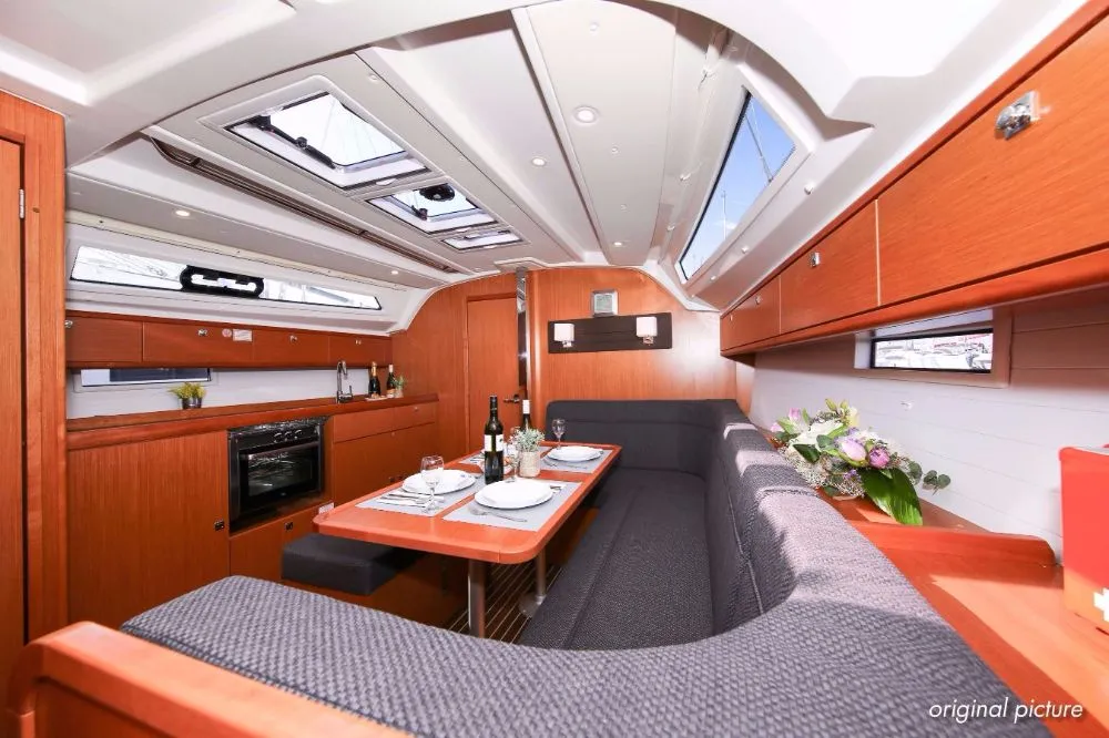Salon of Viviane II (12), a Bavaria Cruiser 41S sailboat at Murter, Croatia