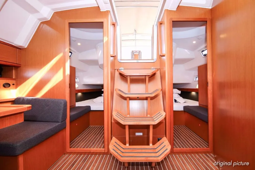 Salon of Viviane II (12), a Bavaria Cruiser 41S sailboat at Murter, Croatia