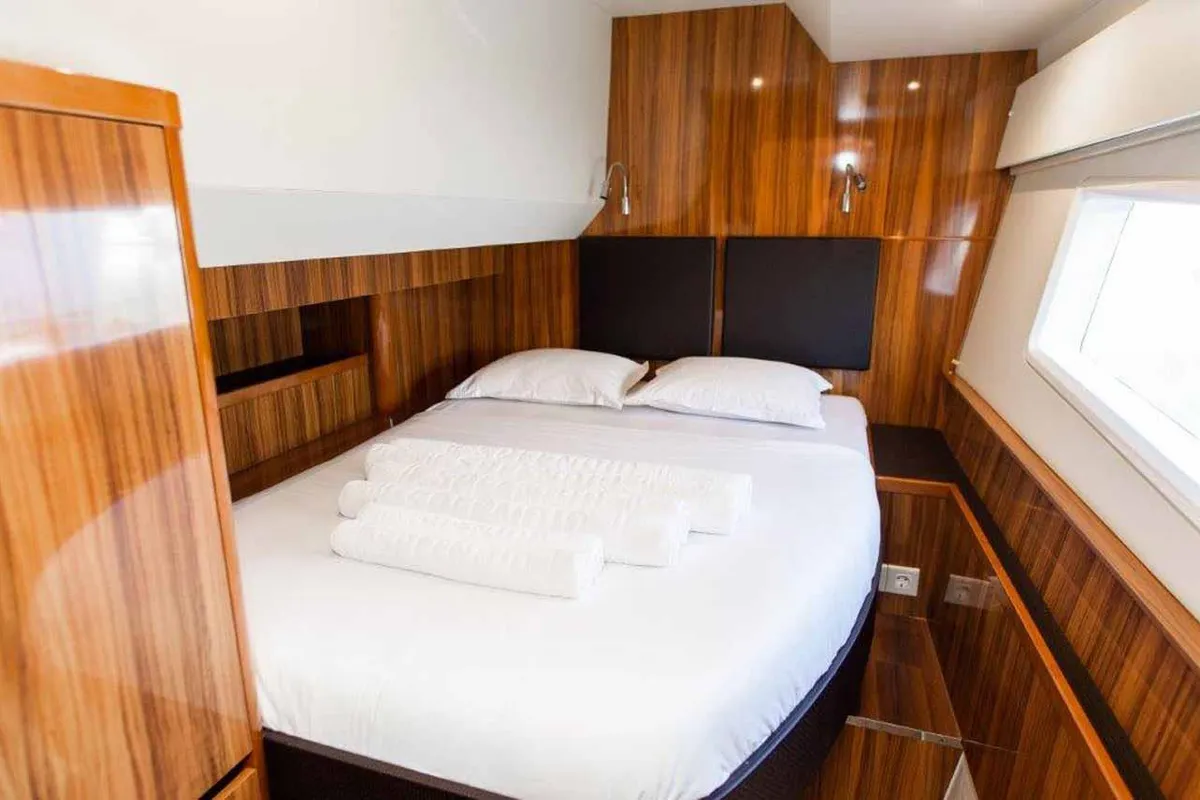 Cabin on Adriatic Z, a Aquila 44 catamaran at Grad Šibenik, Croatia