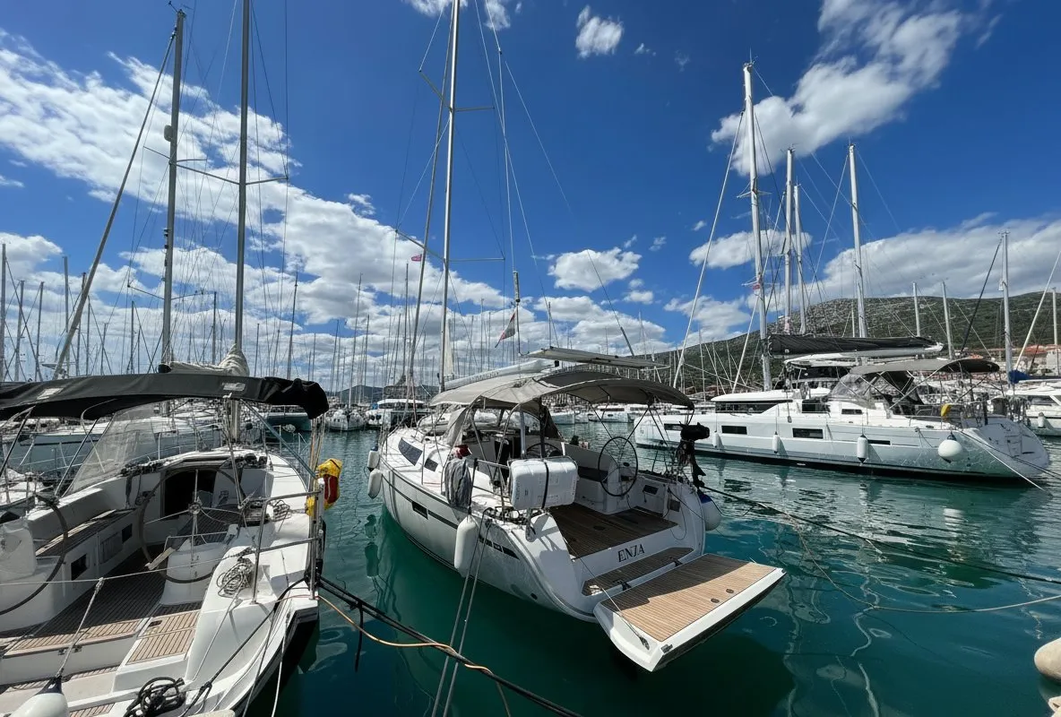 Exterior view of Enja, a Bavaria Cruiser 41 sailboat at Grad Kaštela, Croatia