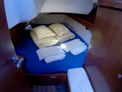 Cabin on Sportski Vuk, a Grand Soleil 37 R sailboat at Grad Šibenik, Croatia