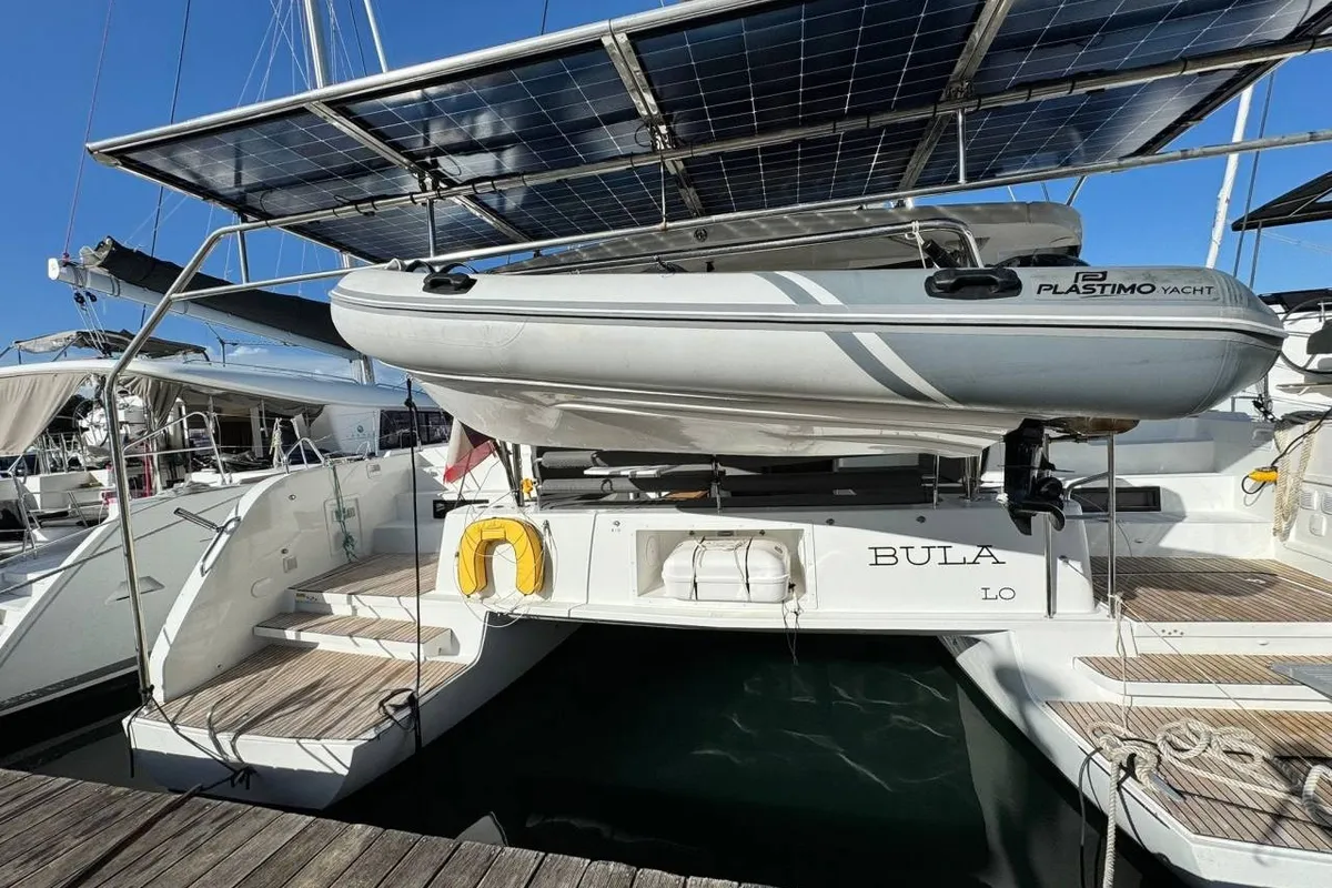 Bula, a Lagoon 46 catamaran at Bonifacio / Bunifaziu, France