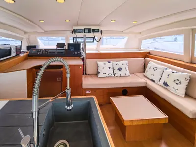 Beta, a Linssen Grand Sturdy 25.9 Sedan motorboat at Sukošan, Croatia