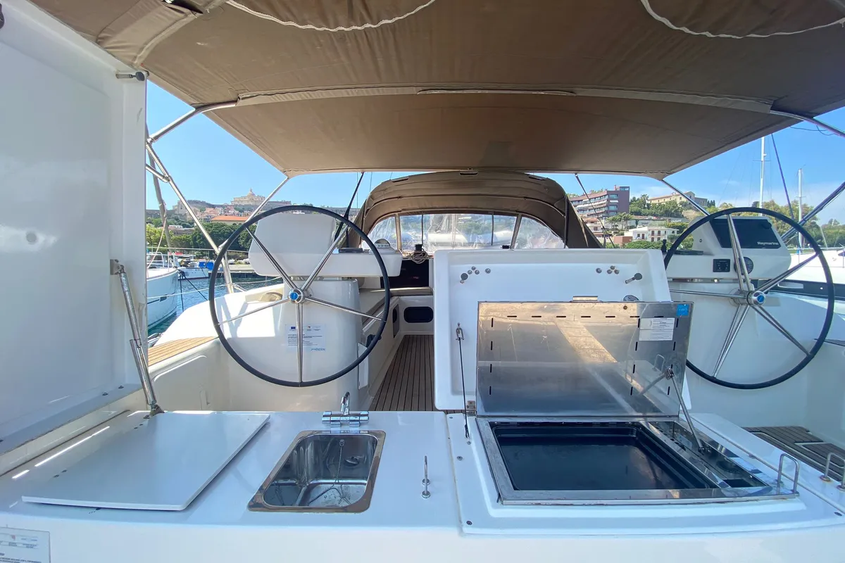 Alicudi, a Dufour 520 Grand Large sailboat at Tonnarella, Italy