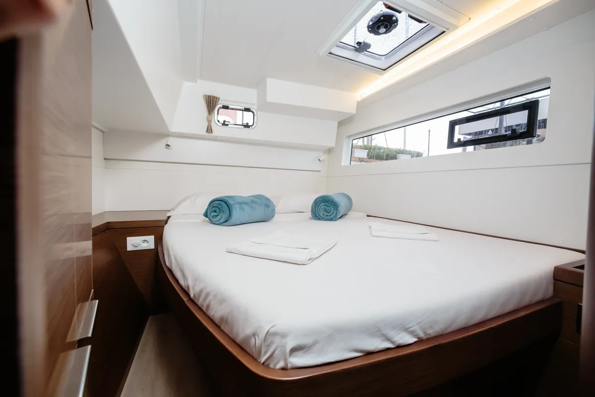 Cabin on Gelso - Standard line, a Lagoon 40 catamaran at Olbia, Italy