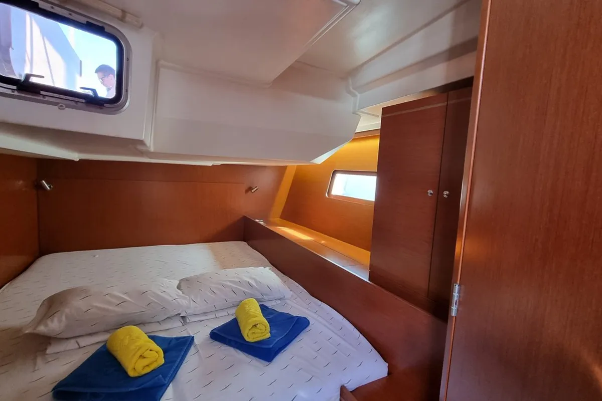 Cabin on South Point, a Beneteau Oceanis 51.1 sailboat at Split, Croatia