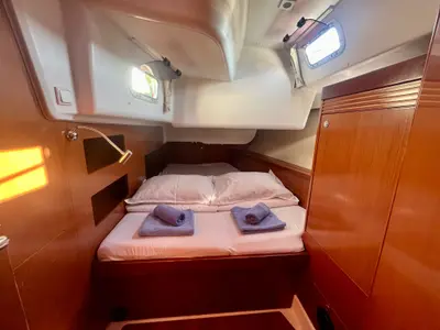 Cabin on La Stella, a Beneteau Oceanis 50 Family sailboat at Općina Marina, Croatia