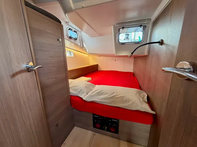 Source Adage, a Jeanneau Sun Odyssey 455 sailboat at Cecina, Italy
