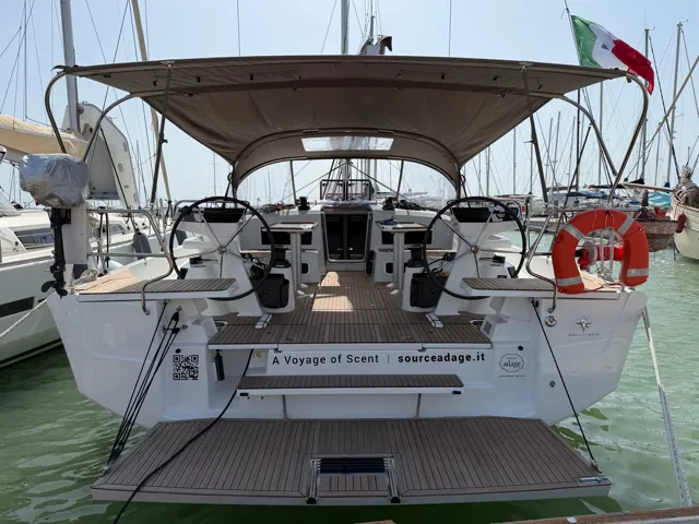 Source Adage, a Jeanneau Sun Odyssey 455 sailboat at Cecina, Italy