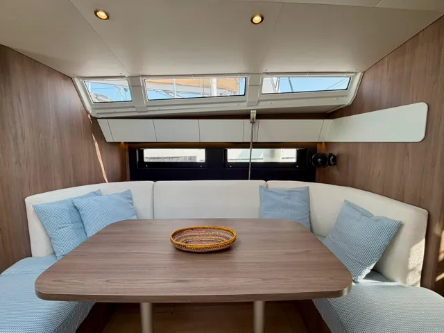 Source Adage, a Jeanneau Sun Odyssey 455 sailboat at Cecina, Italy