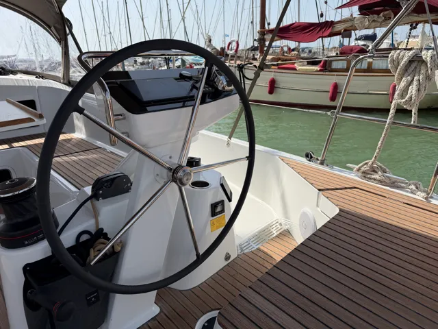 Source Adage, a Jeanneau Sun Odyssey 455 sailboat at Cecina, Italy