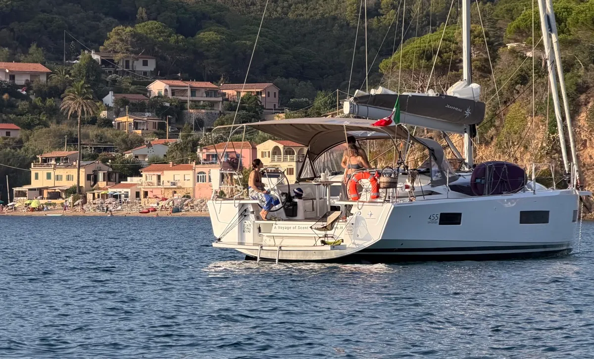Source Adage, a Jeanneau Sun Odyssey 455 sailboat at Cecina, Italy
