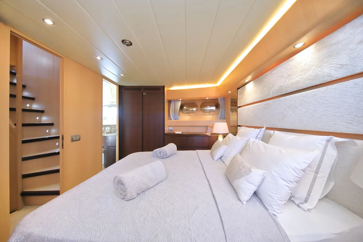 Cabin on Hope I, a Maiora 20S motor yacht at Grad Kaštela, Croatia