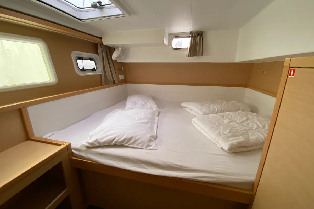 Cabin on NIRVANA, a Lagoon 39 catamaran at Grad Pula, Croatia