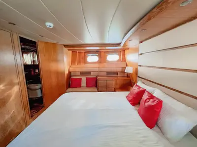 Luxury Motor Yacht, a motor yacht at Dubai Harbour, United Arab Emirates
