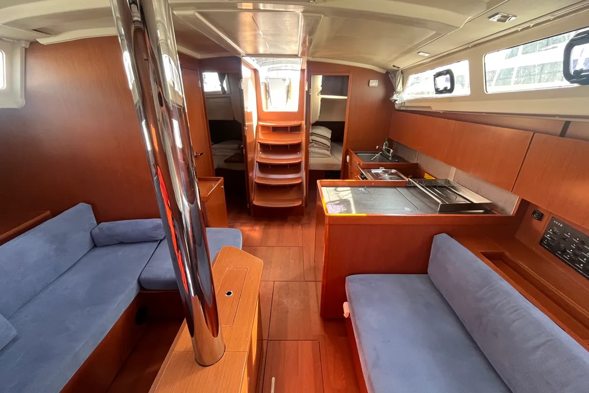 Salon of BUGA, a Beneteau Oceanis 41.1 sailboat at Sukošan, Croatia