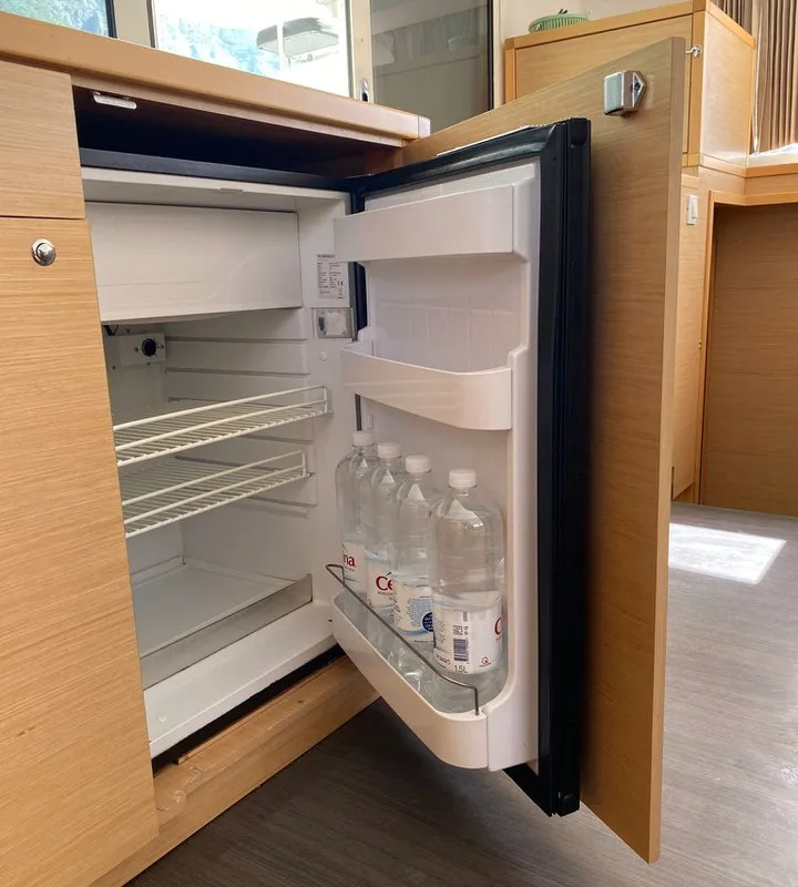 Galley of Independent I, a Lagoon 400 S2 catamaran at Punat, Croatia