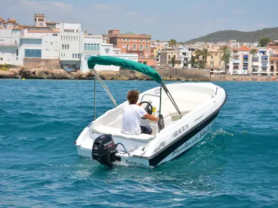 Floor plan of Patito, a Gulet Compass 400 GT motorboat at Sitges, Spain