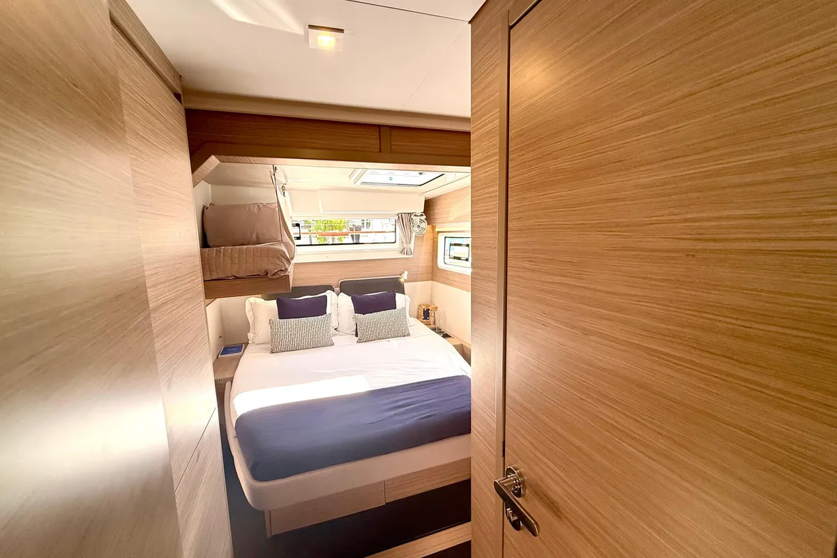 Cabin on Buongiorno principessa, a Lagoon 43 catamaran at Salerno, Italy