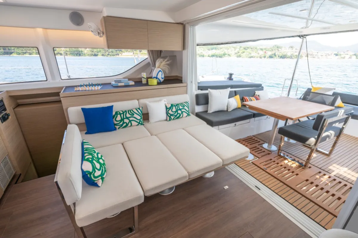Salon of Buongiorno principessa, a Lagoon 43 catamaran at Salerno, Italy