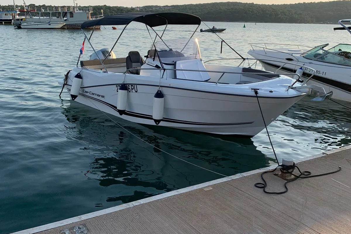 Jeanneau Cap Camarat 6.5 CC, a Jeanneau Cap Camarat 6.5 CC motorboat at Grad Pula, Croatia