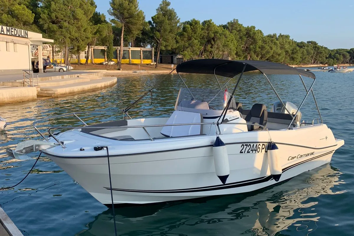 Jeanneau Cap Camarat 6.5 CC, a Jeanneau Cap Camarat 6.5 CC motorboat at Grad Pula, Croatia