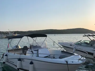 Jeanneau Cap Camarat 6.5 CC, a Jeanneau Cap Camarat 6.5 CC motorboat at Grad Pula, Croatia
