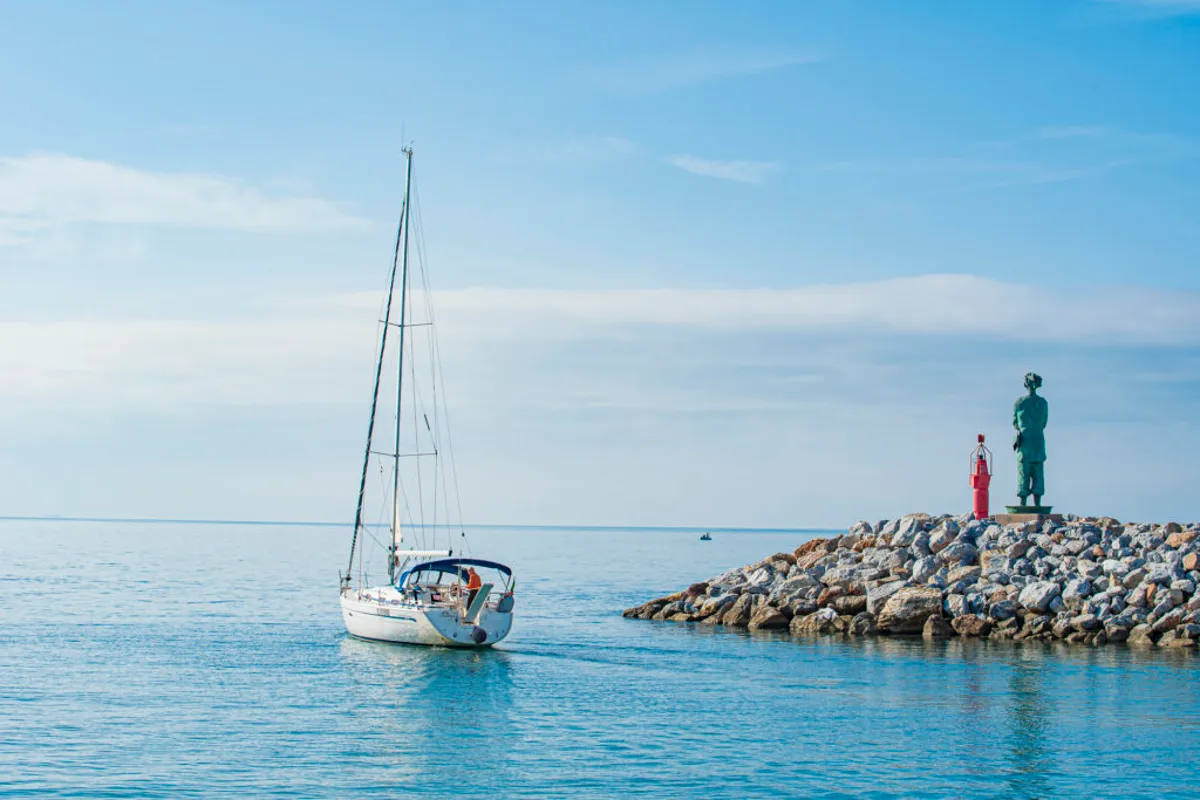 Exterior view of Gigiona, a Bavaria 37 Cruiser sailboat at San Vincenzo, Italy
