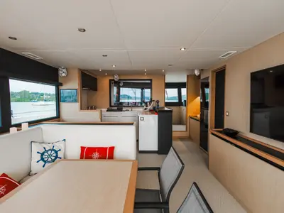 Salon of L'Indécis, a Gulet Leen 56 sailboat at Marigot, France