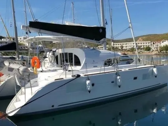 BUTTERFLY, a Lagoon 380 catamaran at Parikia, Greece