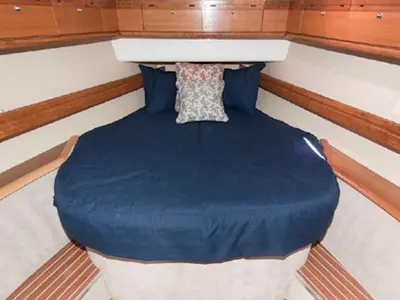 Cabin on Biki, a Bavaria 46 sailboat at Pisticci, Italy