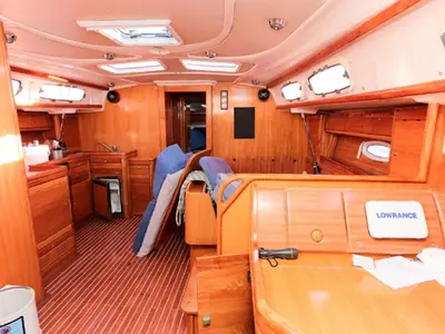 Salon of Biki, a Bavaria 46 sailboat at Pisticci, Italy