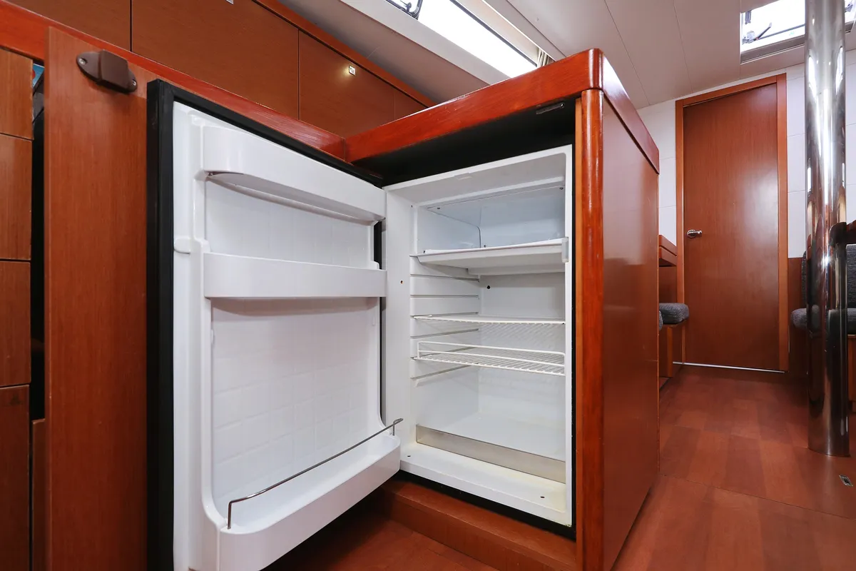 Galley of Zyntha, a Beneteau Oceanis 41 sailboat at Općina Sukošan, Croatia