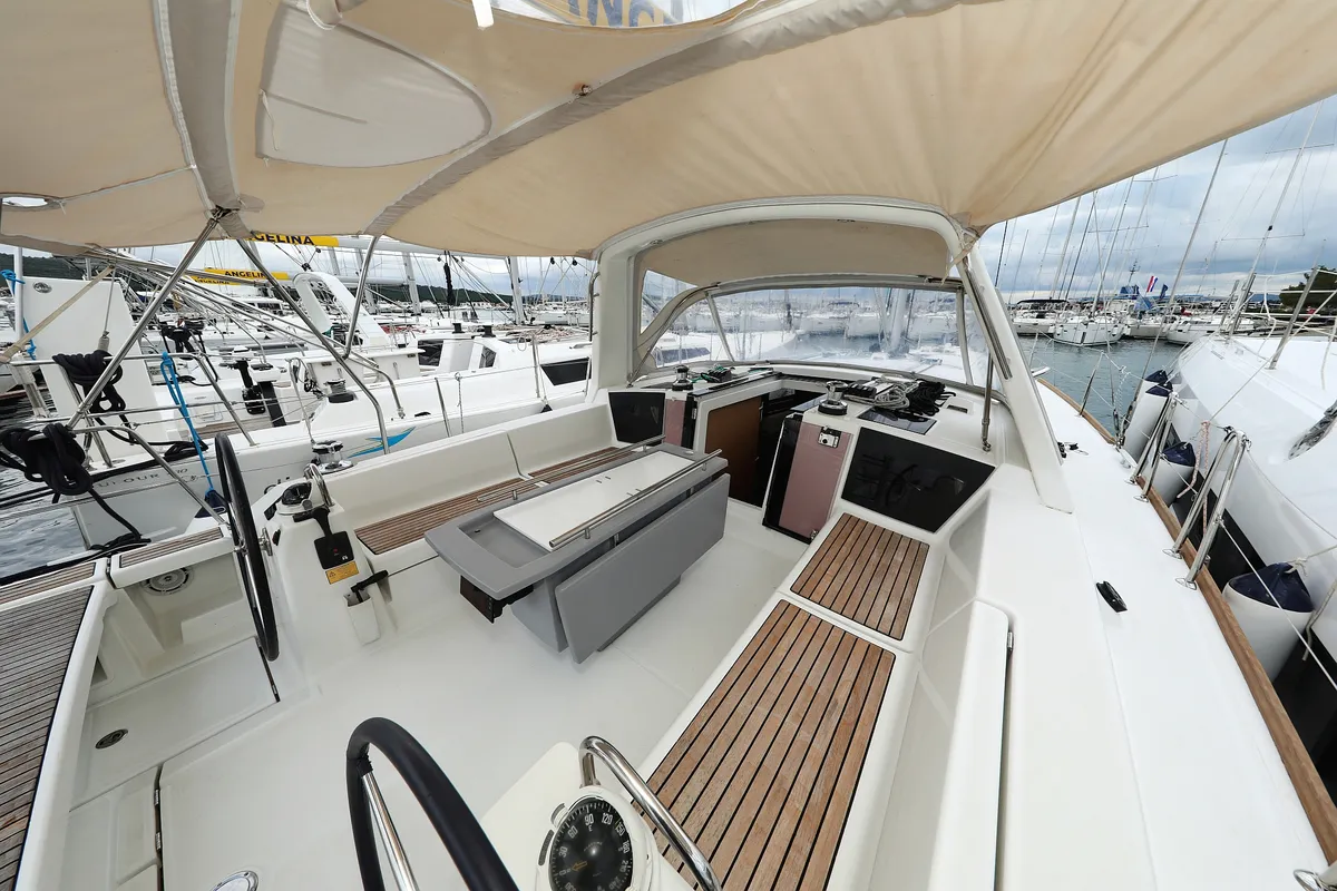 Deck of Zyntha, a Beneteau Oceanis 41 sailboat at Općina Sukošan, Croatia