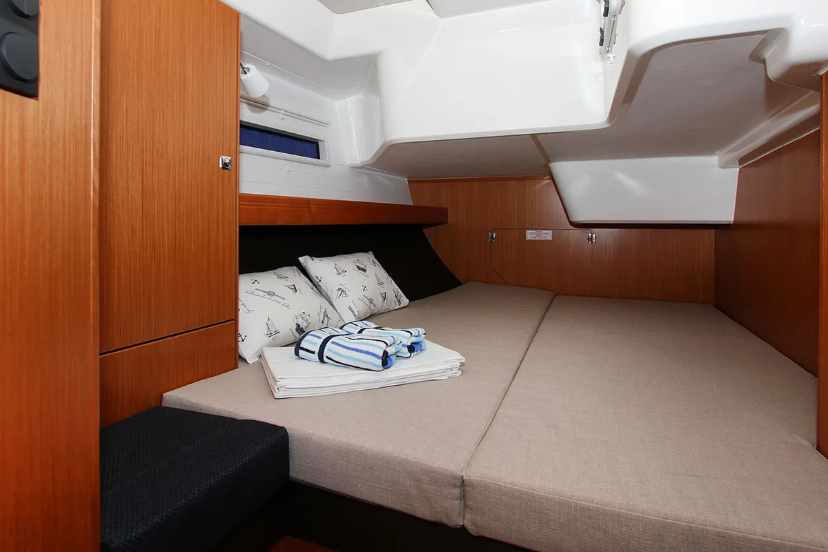 Cabin on Vela Tonka, a Bavaria Cruiser 51 sailboat at Split, Croatia