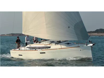Oyster Shell, a Jeanneau Sun Odyssey 379 sailboat at Athens, Greece