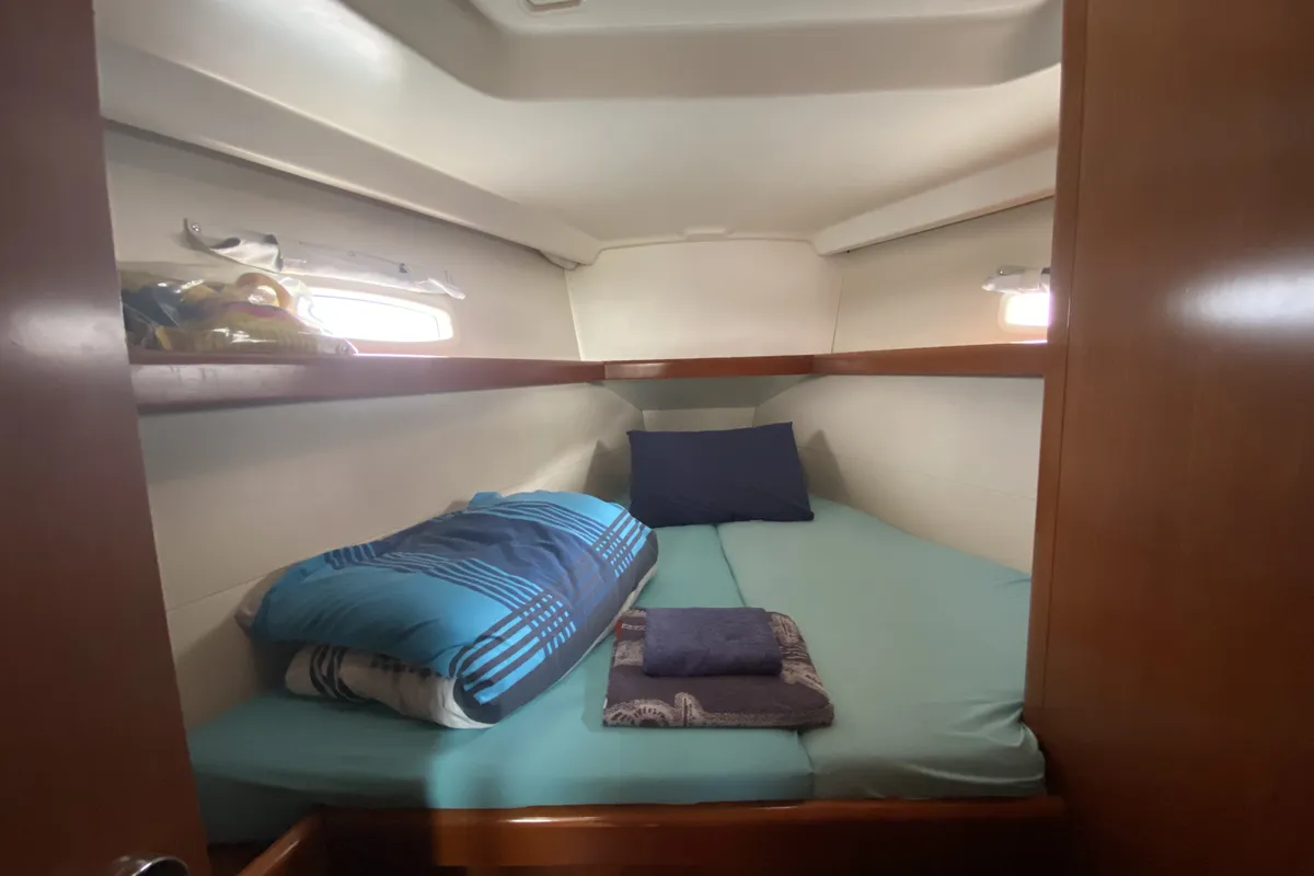 Cabin on Bliss, a Beneteau Oceanis 43 sailboat at Fethiye, Turkey