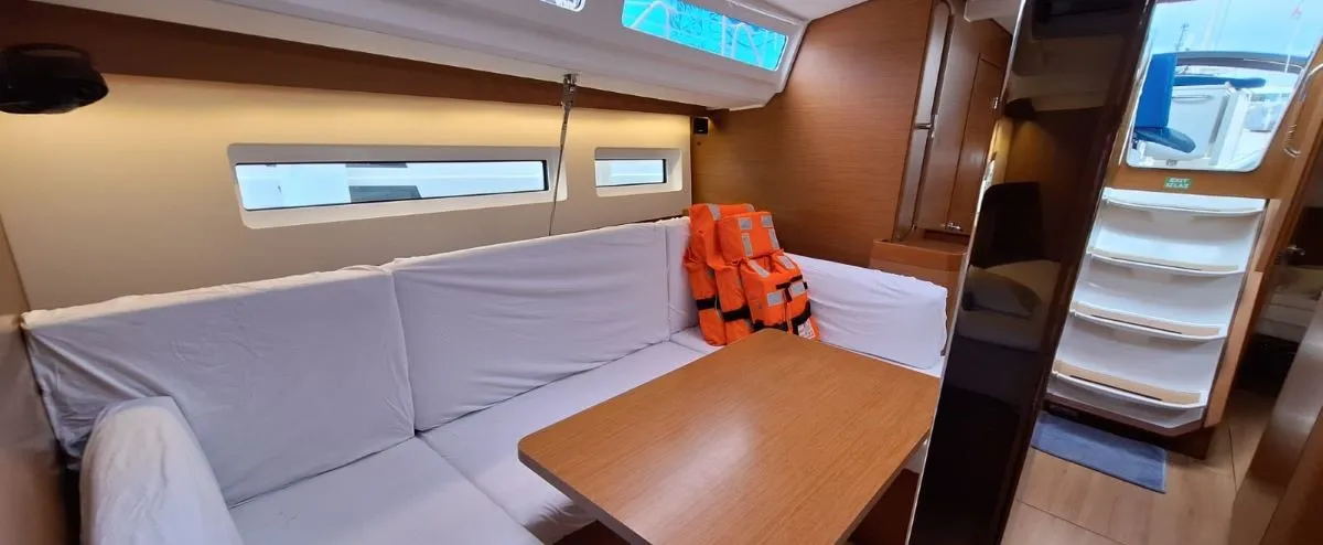 Salon of Soyka, a Jeanneau Sun Odyssey 440 sailboat at Grad Šibenik, Croatia