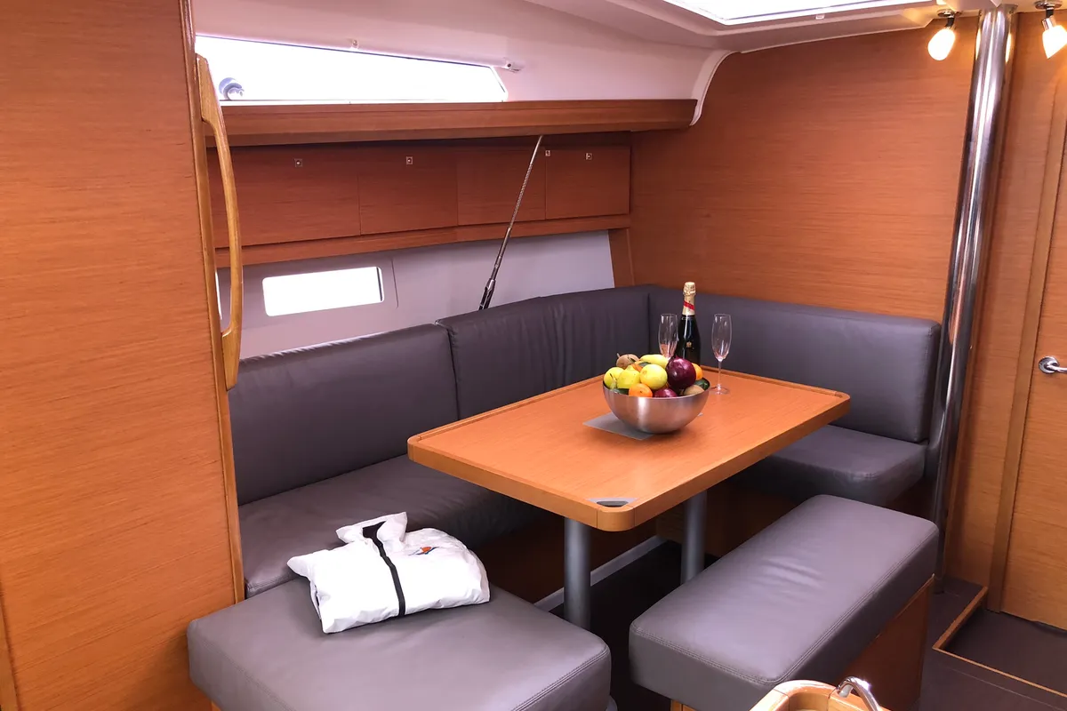 Salon of Pamoja, a Dufour 412 sailboat at Olbia, Italy
