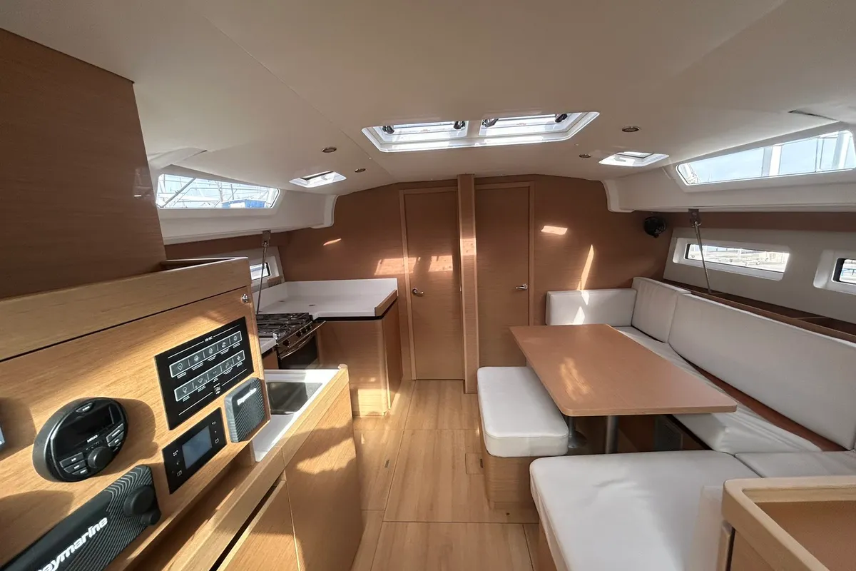 Salon of North Wind 49, a Jeanneau Sun Odyssey 490 sailboat at Sipias, Greece