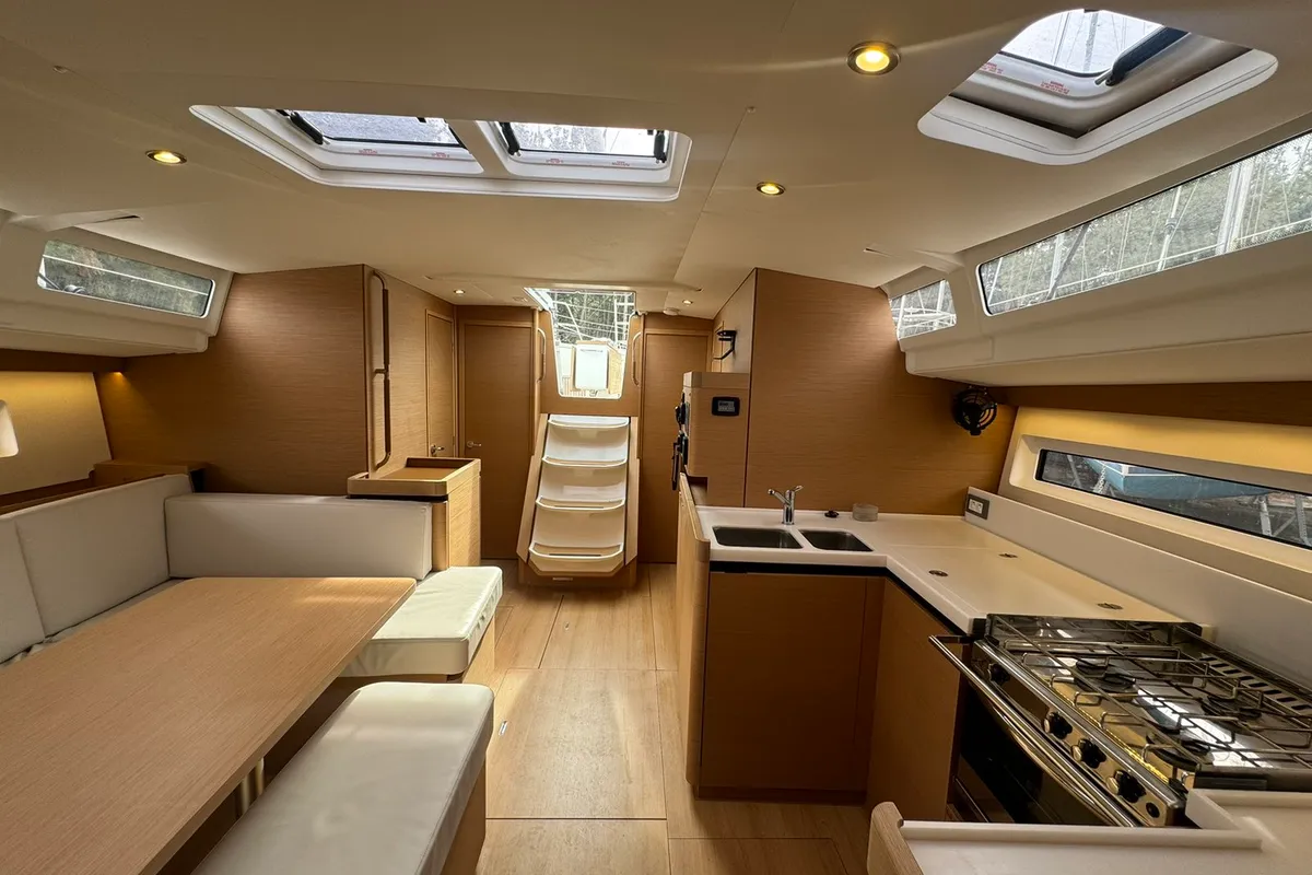 Salon of North Wind 49, a Jeanneau Sun Odyssey 490 sailboat at Sipias, Greece