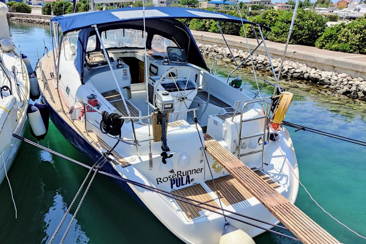 Deck of Rose Runner, a Beneteau Oceanis Clipper 461 sailboat at Općina Sukošan, Croatia