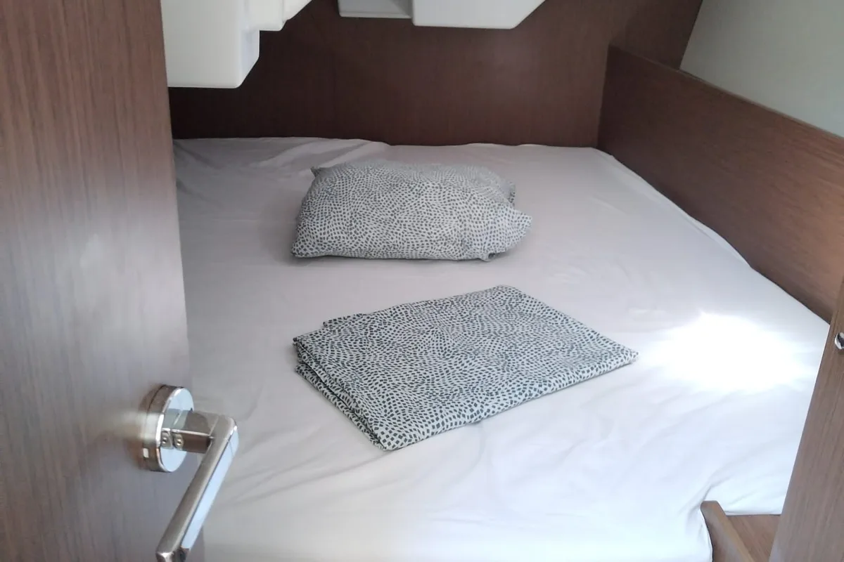 Cabin on Diana, a Beneteau Oceanis 38.1 sailboat at Punat, Croatia