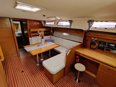 Salon of Gin & Tonic, a Bavaria 47 Cruiser sailboat at Općina Sukošan, Croatia
