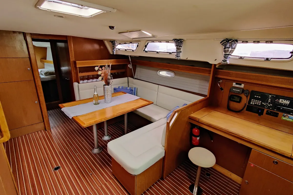 Salon of Gin & Tonic, a Bavaria 47 Cruiser sailboat at Općina Sukošan, Croatia