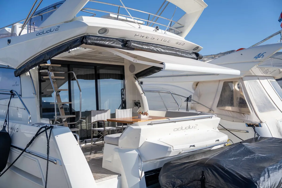 Deck of Adudu 2, a Jeanneau Prestige 460 Fly motor yacht at Dubrovnik, Croatia