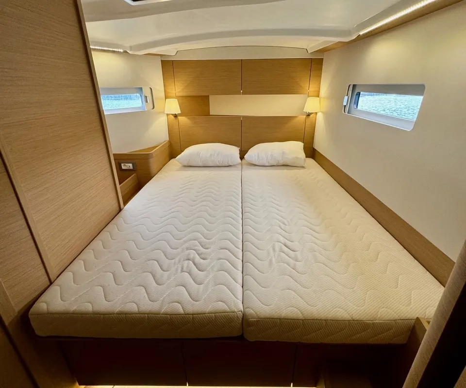 Cabin on LUCIA, a Jeanneau Sun Odyssey 410 sailboat at Municipal Unit of Lefkada, Greece